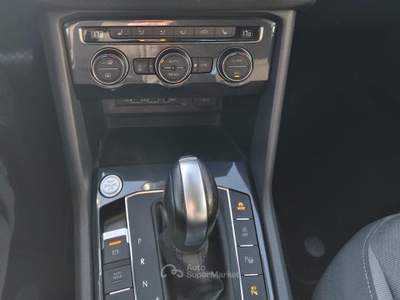 Volkswagen Tiguan 2.0 tdi Advanced 150cv dsg Blu/Azzurro usata Marano di Napoli