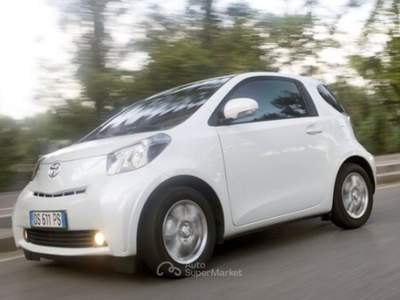 Toyota iQ 1.0 Trend cvt Grigio usata Quarto