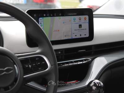 Fiat 500 Berlina Hybrid Torino Bianco usata Trebaseleghe