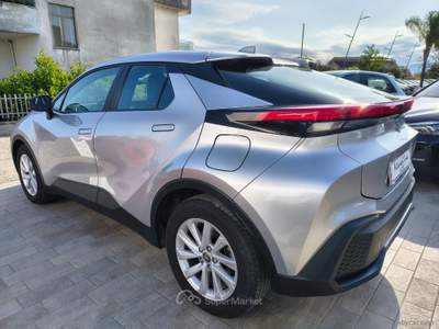 Toyota C-HR C-HR 1.8 HV Active Argento usata Somma Vesuviana
