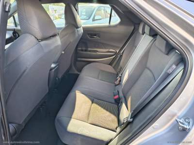 Toyota C-HR C-HR 1.8 HV Active Argento usata Somma Vesuviana