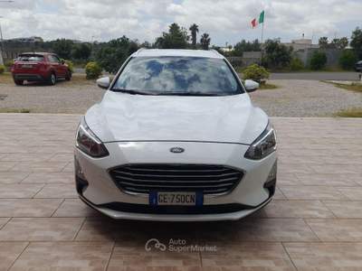 Ford Focus Focus 1.5 E.Blue 120CV aut. SW Bs Co-P. Bianco usata Caprarica di Lecce