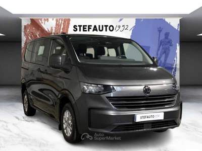 Volkswagen Caravelle /Multivan -  T7 2.0 TDI 150CV DSG 8V Verde usata Bologna