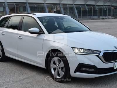 Skoda Octavia SKODA Octavia 2.0 TDI EVO SCR DSG Wagon Executive Bianco usata Macerata