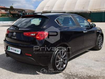 Alfa Romeo Giulietta ALFA ROMEO Giulietta 1.6 JTDm-2 120 CV Distinctive Nero usata Macerata