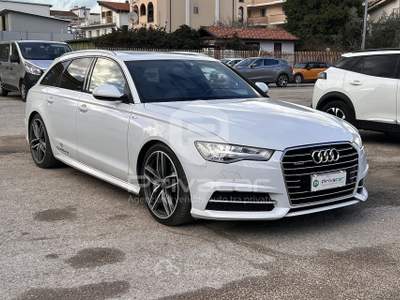 Audi A6 AUDI A6 Avant 3.0 TDI 272 CV quattro S tronic Business Plus Bianco usata Montesilvano