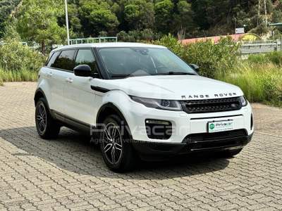 Land Rover Range Rover Evoque LAND ROVER Range Rover Evoque 2.0 TD4 150 CV 5p. SE Dynamic Bianco usata CATANZARO