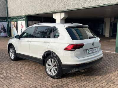 Volkswagen Tiguan VOLKSWAGEN Tiguan 2.0 TDI 190 CV SCR DSG 4MOTION Executive BMT Bianco usata Manerba del Garda