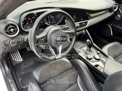 Alfa Romeo Giulia ALFA ROMEO Giulia 2.2 Turbodiesel 210 CV AT8 AWD Q4 Veloce Ti Bianco usata Montesilvano