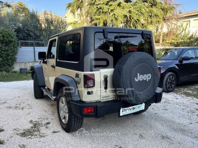 Jeep Wrangler JEEP Wrangler 2.8 CRD DPF Cabrio usata Montesilvano