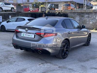 Alfa Romeo Giulia ALFA ROMEO Giulia 2.2 Turbodiesel 210 CV AT8 AWD Q4 Veloce Grigio usata Montesilvano