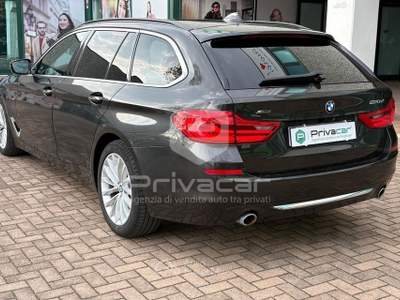 BMW Serie 5 520d BMW 520d xDrive Touring Luxury Nero usata Manerba del Garda