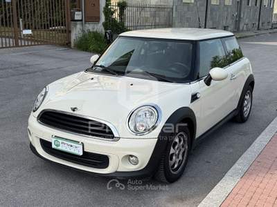 MINI One MINI Mini 1.6 16V One (55kW) Giallo usata Cuneo