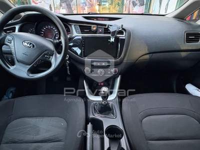 Kia Cee'd KIA cee'd 1.6 CRDi 110 CV SW Active Bianco usata Manerba del Garda