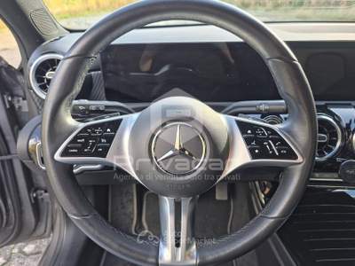 Mercedes-Benz Classe A MERCEDES A 180 d Automatic Progressive Advanced Plus Grigio usata CATANZARO