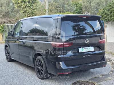 Volkswagen Multivan VOLKSWAGEN Multivan 2.0 TDI 150CV DSG Life Nero usata CATANZARO