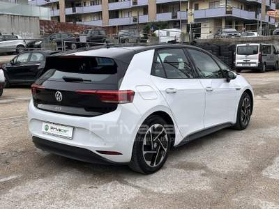 Volkswagen ID.3 VOLKSWAGEN ID.3 Life Bianco usata Montesilvano