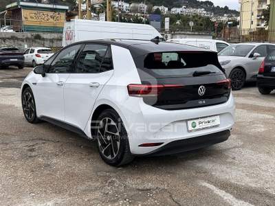 Volkswagen ID.3 VOLKSWAGEN ID.3 Life Bianco usata Montesilvano