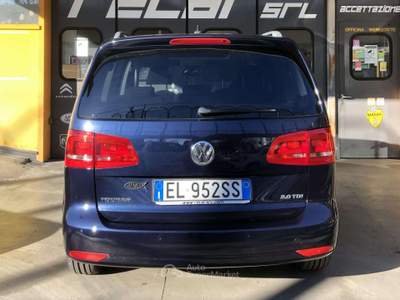 Volkswagen Touran Touran II 2010 2.0 tdi Highline dsg Blu/Azzurro usata Bolzano