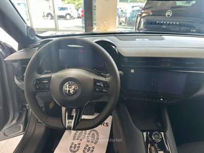 Alfa Romeo Junior 1.2 145 CV Hybrid eDCT6 Grigio usata Scandiano