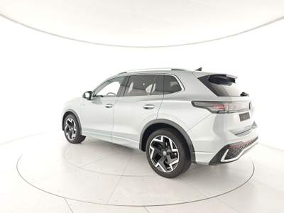 Volkswagen Tiguan Tiguan 2.0 tdi R-Line 150cv dsg Argento usata Rondissone