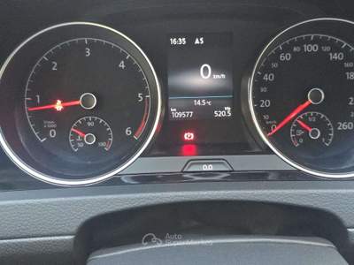 Volkswagen Golf Golf VII 2017 5p 5p 1.6 tdi Sport 115cv R-line Grigio usata Milano