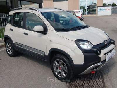 Fiat Panda Panda III 2012 4x4 1.3 mjt 16v Cross 4x4 80cv Beige usata Dello