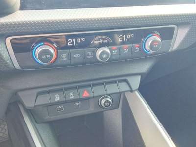 Audi A1 A1  Sportback  30 1.0 tfsi S Line Edition 116cv neopatentati Nero usata Dello