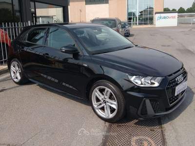 Audi A1 A1  Sportback  30 1.0 tfsi S Line Edition 116cv neopatentati Nero usata Dello
