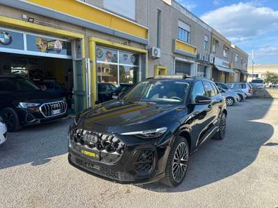 Audi Q5 Q5 III 2025 2.0 tdi mhev  Launch edition One quattro 204cv s-tronic Nero usata Fano