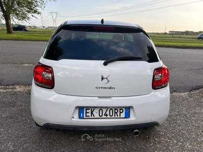 Citroen DS DS3 1.6 e-hdi  Just Black 90cv Bianco usata Inzago