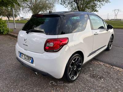 Citroen DS DS3 1.6 e-hdi  Just Black 90cv Bianco usata Inzago