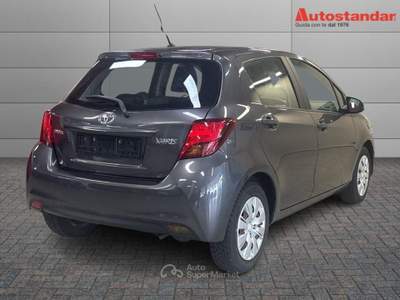 Toyota Yaris III 2015 3p 1.0 Active Grigio usata Torino