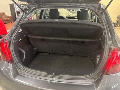 Toyota Yaris III 2015 3p 1.0 Active Grigio usata Torino