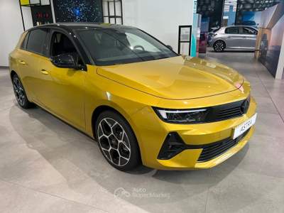 Opel Astra Astra 1.2 t GS s&s 130cv at8 Giallo usata Milano