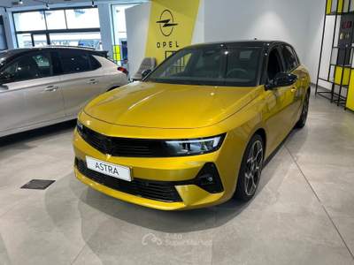 Opel Astra Astra 1.2 t GS s&s 130cv at8 Giallo usata Milano