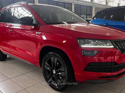 Skoda Karoq 1.6 TDI SCR SPORTLINE - OK NEOPATENTATI - EURO 6 Rosso usata Meda