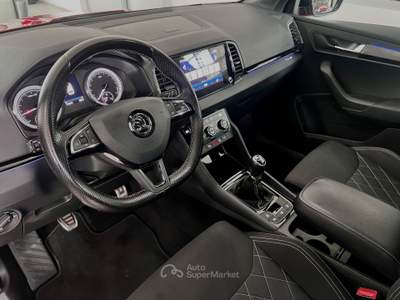 Skoda Karoq 1.6 TDI SCR SPORTLINE - OK NEOPATENTATI - EURO 6 Rosso usata Meda