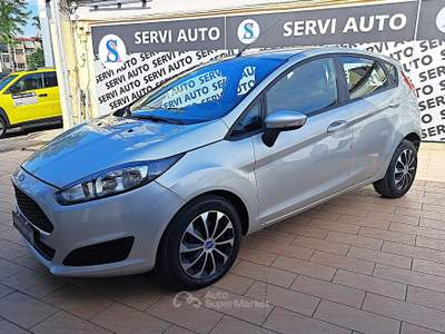 Ford Fiesta Fiesta 5p 1.4 Plus Gpl 95cv Argento usata Casoria
