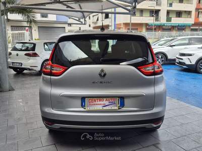 Renault Grand Scénic Blue dCi 120 CV Initiale Paris usata Villaricca
