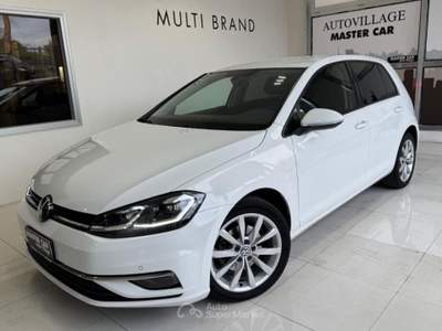 Volkswagen Golf  1.6 TDI 115CV 5p. Business BMT Bianco usata Ripalimosani