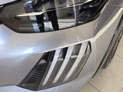 Peugeot 208  Grigio usata Pagani