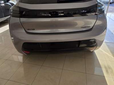 Peugeot 208  Grigio usata Pagani