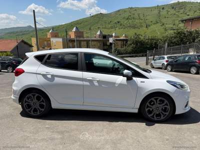 Ford Fiesta Fiesta 1.5 EcoBlue 5p. ST-Line Bianco usata SANTA MARIA NUOVA