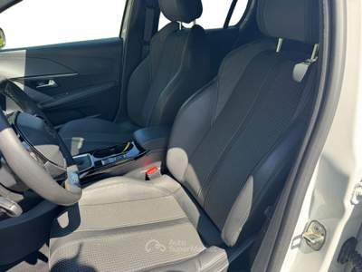 Peugeot 208 1.5 bluehdi gt s&s 100cv Bianco usata Fisciano