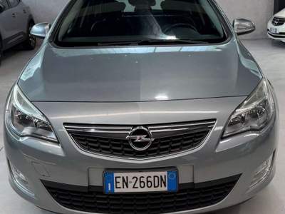 Opel Astra Tagliandi Certificati Diesel Manuale Neopatentati usata Sedriano
