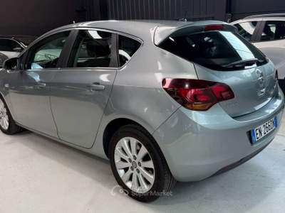 Opel Astra Tagliandi Certificati Diesel Manuale Neopatentati usata Sedriano