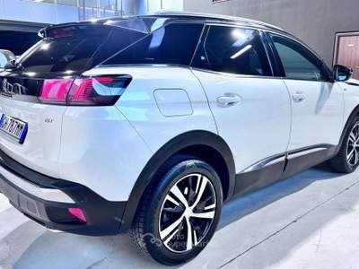 Peugeot 3008 131cv Bianco usata Sedriano