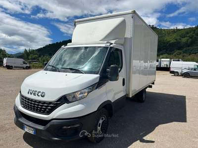 Iveco Daily 35 c14 v lh2 3520 e6d-temp furgonato in alluminio e sponda idraulica Bianco usata Fisciano
