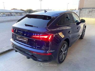 Audi Q5 SPB SPORTBACK 40 TDI quattro S tronic S line. Blu/Azzurro usata Carovigno